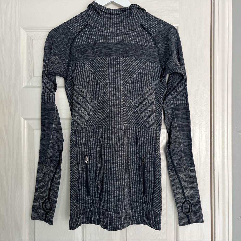 Lululemon Rest Less Hoodie Heathered Grey Size 6 Workout Pilates Activewear Hood